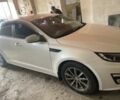 Білий Кіа Оптіма, об'ємом двигуна 2 л та пробігом 289 тис. км за 12500 $, фото 5 на Automoto.ua