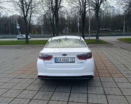 Белый Киа Оптима, объемом двигателя 2.36 л и пробегом 258 тыс. км за 10300 $, фото 14 на Automoto.ua