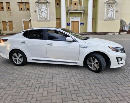 Белый Киа Оптима, объемом двигателя 2.4 л и пробегом 230 тыс. км за 8000 $, фото 5 на Automoto.ua