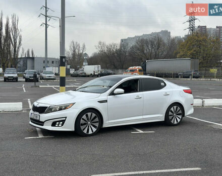 Белый Киа Оптима, объемом двигателя 2.36 л и пробегом 181 тыс. км за 9300 $, фото 3 на Automoto.ua