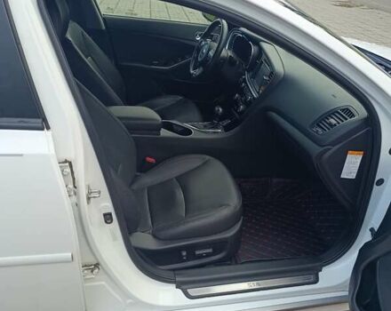 Белый Киа Оптима, объемом двигателя 2.36 л и пробегом 258 тыс. км за 10300 $, фото 28 на Automoto.ua