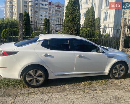 Белый Киа Оптима, объемом двигателя 2.36 л и пробегом 250 тыс. км за 11500 $, фото 14 на Automoto.ua