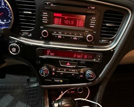 Белый Киа Оптима, объемом двигателя 2.36 л и пробегом 120 тыс. км за 9000 $, фото 12 на Automoto.ua