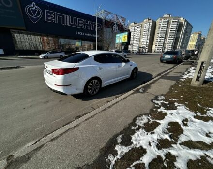 Белый Киа Оптима, объемом двигателя 2 л и пробегом 120 тыс. км за 7500 $, фото 1 на Automoto.ua