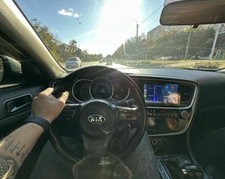 Киа Оптима 2014 в Харькове на Automoto.ua Белый Киа Оптима, объемом двигателя 2 л и пробегом 258 тыс. км за 8800 $, фото 12 на Automoto.ua