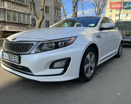 Білий Кіа Оптіма, об'ємом двигуна 2.4 л та пробігом 200 тис. км за 9800 $, фото 2 на Automoto.ua