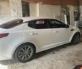 Білий Кіа Оптіма, об'ємом двигуна 2 л та пробігом 289 тис. км за 12500 $, фото 6 на Automoto.ua