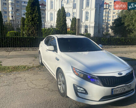 Белый Киа Оптима, объемом двигателя 2.36 л и пробегом 250 тыс. км за 11500 $, фото 5 на Automoto.ua