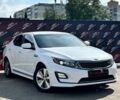 Білий Кіа Оптіма, об'ємом двигуна 2.36 л та пробігом 179 тис. км за 10500 $, фото 1 на Automoto.ua