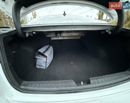 Білий Кіа Оптіма, об'ємом двигуна 2 л та пробігом 283 тис. км за 11500 $, фото 14 на Automoto.ua