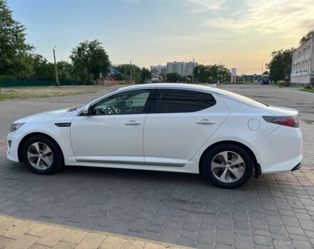 Белый Киа Оптима, объемом двигателя 2.4 л и пробегом 115 тыс. км за 11500 $, фото 4 на Automoto.ua