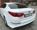 Білий Кіа Оптіма, об'ємом двигуна 2.4 л та пробігом 40 тис. км за 12900 $, фото 9 на Automoto.ua