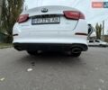 Білий Кіа Оптіма, об'ємом двигуна 2 л та пробігом 283 тис. км за 11500 $, фото 9 на Automoto.ua