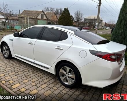 Белый Киа Оптима, объемом двигателя 2.4 л и пробегом 188 тыс. км за 8800 $, фото 3 на Automoto.ua