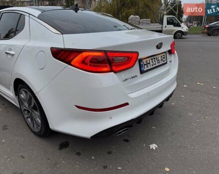 Білий Кіа Оптіма, об'ємом двигуна 2 л та пробігом 283 тис. км за 11500 $, фото 3 на Automoto.ua