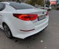 Білий Кіа Оптіма, об'ємом двигуна 2 л та пробігом 283 тис. км за 11500 $, фото 3 на Automoto.ua