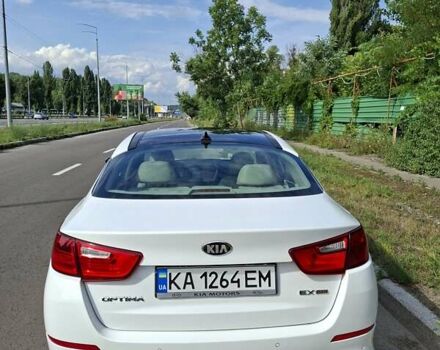 Белый Киа Оптима, объемом двигателя 2.36 л и пробегом 175 тыс. км за 9500 $, фото 3 на Automoto.ua