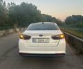 Білий Кіа Оптіма, об'ємом двигуна 2.36 л та пробігом 229 тис. км за 11500 $, фото 3 на Automoto.ua