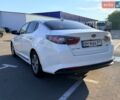 Білий Кіа Оптіма, об'ємом двигуна 2.36 л та пробігом 230 тис. км за 9900 $, фото 6 на Automoto.ua
