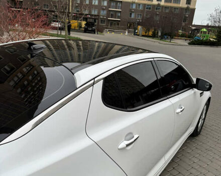 Білий Кіа Оптіма, об'ємом двигуна 2.4 л та пробігом 167 тис. км за 11800 $, фото 6 на Automoto.ua