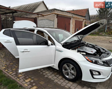 Белый Киа Оптима, объемом двигателя 0 л и пробегом 188 тыс. км за 8800 $, фото 18 на Automoto.ua