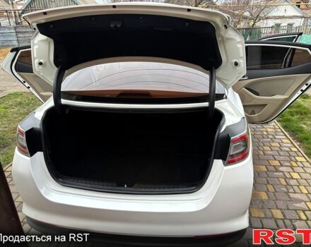 Белый Киа Оптима, объемом двигателя 2.4 л и пробегом 188 тыс. км за 8800 $, фото 8 на Automoto.ua