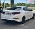 Білий Кіа Оптіма, об'ємом двигуна 2.36 л та пробігом 158 тис. км за 8400 $, фото 3 на Automoto.ua