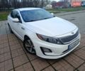 Белый Киа Оптима, объемом двигателя 2.36 л и пробегом 258 тыс. км за 10300 $, фото 8 на Automoto.ua