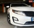 Білий Кіа Оптіма, об'ємом двигуна 2.36 л та пробігом 180 тис. км за 11000 $, фото 7 на Automoto.ua