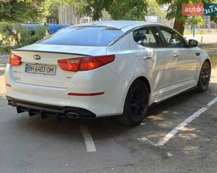 Белый Киа Оптима, объемом двигателя 2.4 л и пробегом 175 тыс. км за 10000 $, фото 6 на Automoto.ua