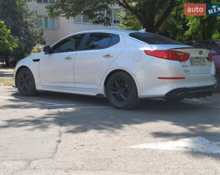 Белый Киа Оптима, объемом двигателя 2.4 л и пробегом 175 тыс. км за 10000 $, фото 9 на Automoto.ua