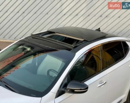 Білий Кіа Оптіма, об'ємом двигуна 2.4 л та пробігом 178 тис. км за 10600 $, фото 8 на Automoto.ua