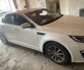 Білий Кіа Оптіма, об'ємом двигуна 2 л та пробігом 289 тис. км за 12500 $, фото 2 на Automoto.ua