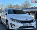Белый Киа Оптима, объемом двигателя 2.36 л и пробегом 180 тыс. км за 9999 $, фото 8 на Automoto.ua