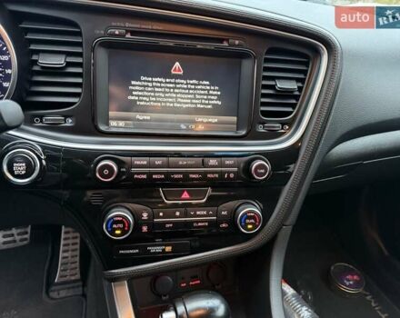 Білий Кіа Оптіма, об'ємом двигуна 2 л та пробігом 283 тис. км за 11500 $, фото 41 на Automoto.ua