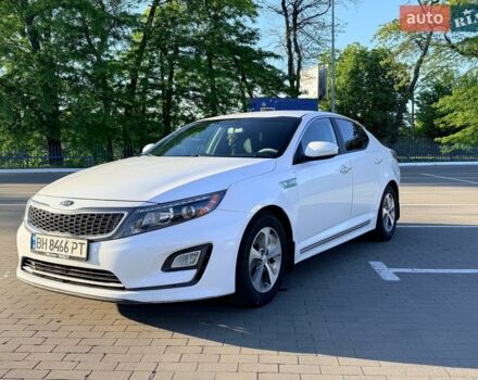 Білий Кіа Оптіма, об'ємом двигуна 2.36 л та пробігом 230 тис. км за 9900 $, фото 2 на Automoto.ua