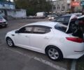 Белый Киа Оптима, объемом двигателя 2.36 л и пробегом 270 тыс. км за 10000 $, фото 2 на Automoto.ua