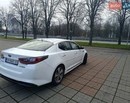 Белый Киа Оптима, объемом двигателя 2.36 л и пробегом 258 тыс. км за 10300 $, фото 12 на Automoto.ua