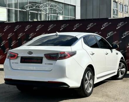 Кіа Оптіма 2014 у Сумах на Automoto.ua Білий Кіа Оптіма, об'ємом двигуна 2.36 л та пробігом 179 тис. км за 10500 $, фото 7 на Automoto.ua