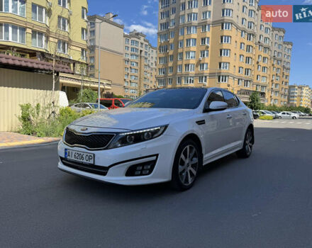 Белый Киа Оптима, объемом двигателя 2.36 л и пробегом 205 тыс. км за 11500 $, фото 7 на Automoto.ua
