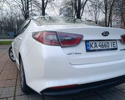 Белый Киа Оптима, объемом двигателя 2.36 л и пробегом 258 тыс. км за 10300 $, фото 16 на Automoto.ua