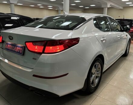 Білий Кіа Оптіма, об'ємом двигуна 2.4 л та пробігом 88 тис. км за 9800 $, фото 3 на Automoto.ua