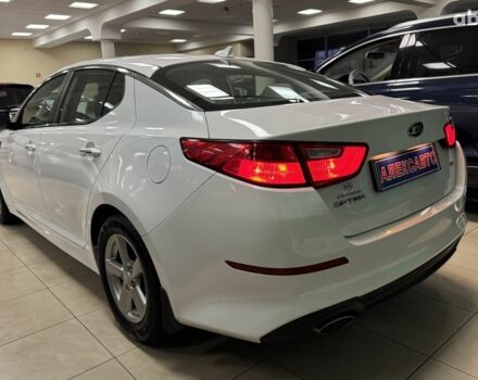 Белый Киа Оптима, объемом двигателя 0 л и пробегом 88 тыс. км за 9800 $, фото 4 на Automoto.ua