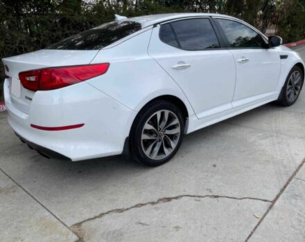 Белый Киа Оптима, объемом двигателя 2 л и пробегом 77 тыс. км за 6500 $, фото 5 на Automoto.ua