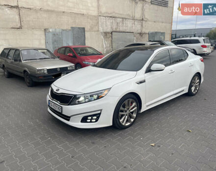 Білий Кіа Оптіма, об'ємом двигуна 2 л та пробігом 173 тис. км за 12800 $, фото 1 на Automoto.ua