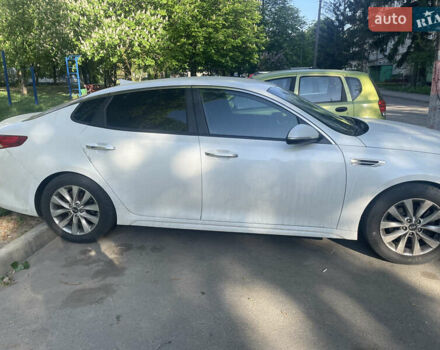 Киа Оптима 2015 в Харькове на Automoto.ua Белый Киа Оптима, объемом двигателя 2.4 л и пробегом 190 тыс. км за 10500 $, фото 2 на Automoto.ua