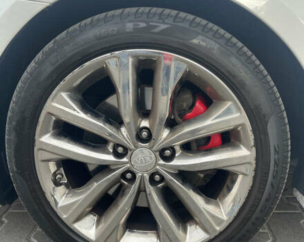 Білий Кіа Оптіма, об'ємом двигуна 2 л та пробігом 173 тис. км за 12800 $, фото 15 на Automoto.ua