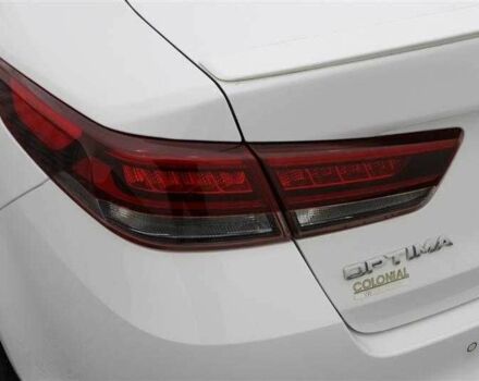 Белый Киа Оптима, объемом двигателя 2 л и пробегом 66 тыс. км за 10500 $, фото 10 на Automoto.ua