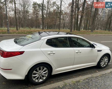 Білий Кіа Оптіма, об'ємом двигуна 2.4 л та пробігом 194 тис. км за 10500 $, фото 2 на Automoto.ua