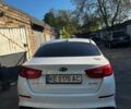 Білий Кіа Оптіма, об'ємом двигуна 2.36 л та пробігом 166 тис. км за 9800 $, фото 1 на Automoto.ua
